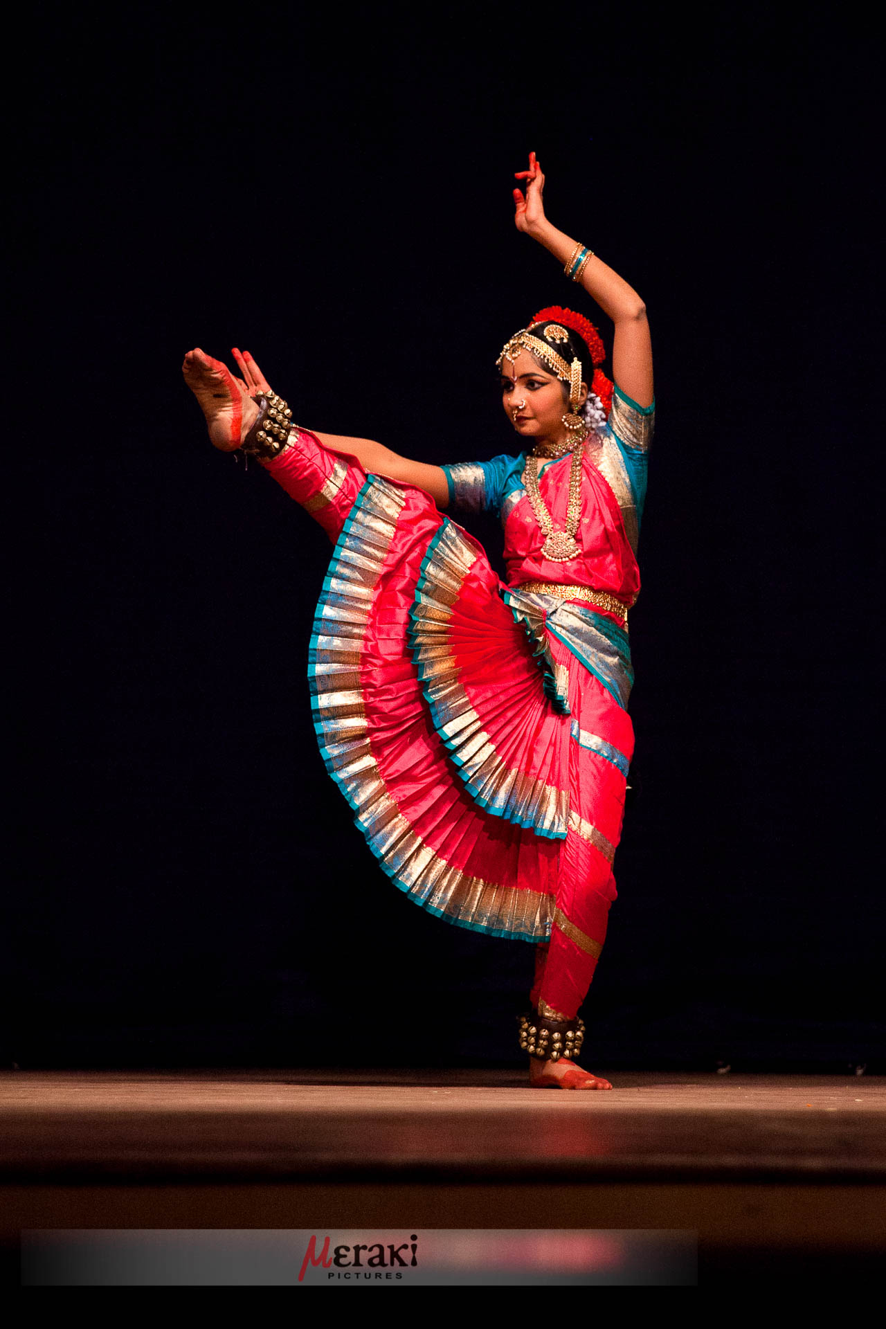 Bharatanatyam Dance Performance - Thillana - Kedaram - Ramya Ramnarayan -  YouTube